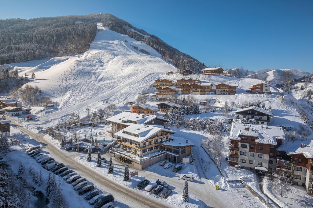 Hotel Interstar Saalbach-Hinterglemm Zewnętrze zdjęcie