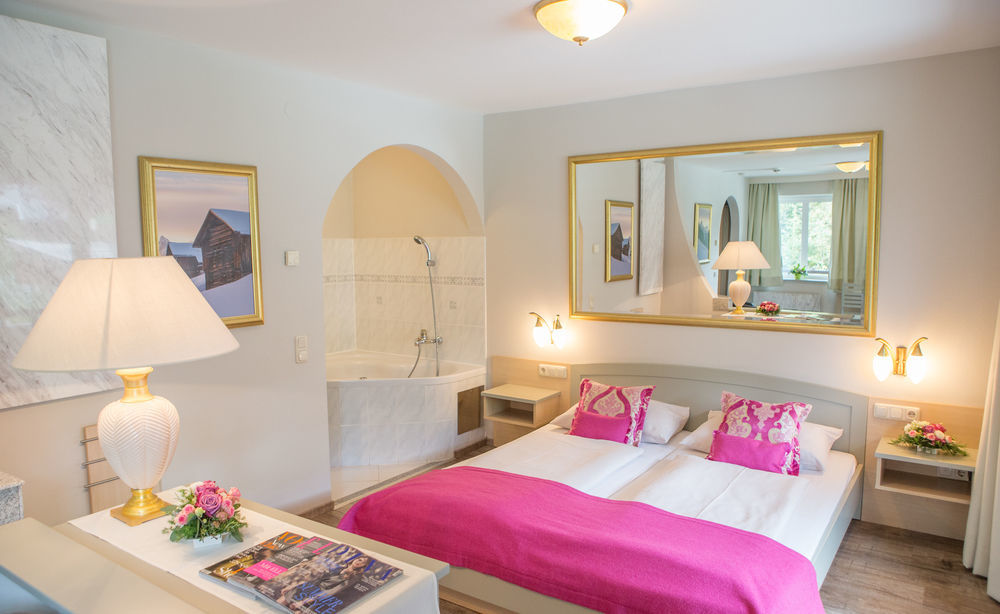 Hotel Interstar Saalbach-Hinterglemm Zewnętrze zdjęcie