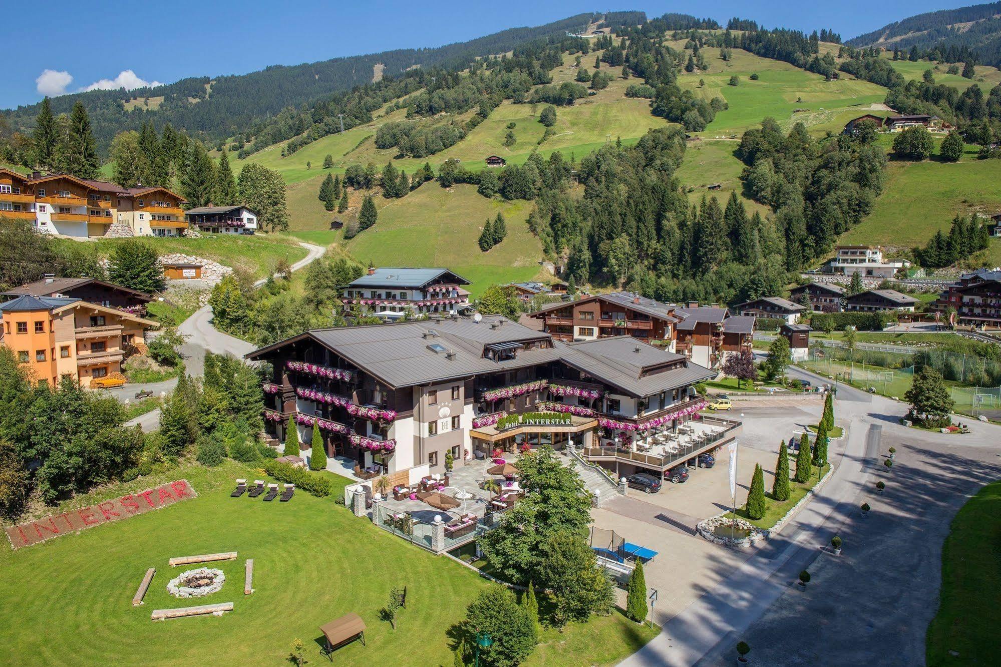 Hotel Interstar Saalbach-Hinterglemm Zewnętrze zdjęcie